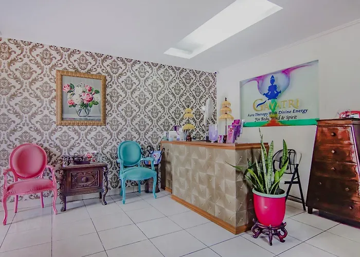 Hotel O Gayatri Residence Jakarta